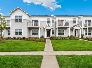 249 Kingsport Dr, South Elgin, IL 60177