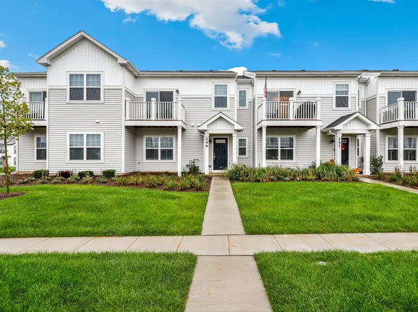 249 Kingsport Dr, South Elgin, IL 60177