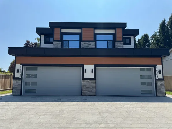 14204 N Bluff Rd, White Rock, BC V4B 3C4