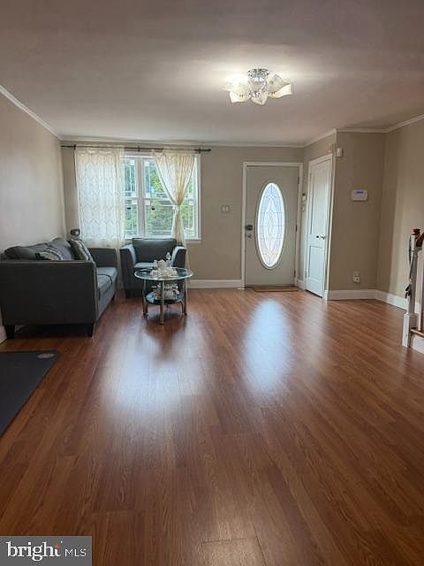 2nd image of 2633 Sorento Rd