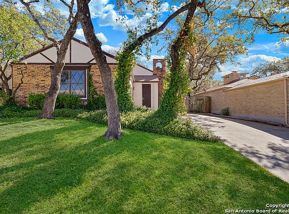 2nd image of 2818 Whisper Quill St