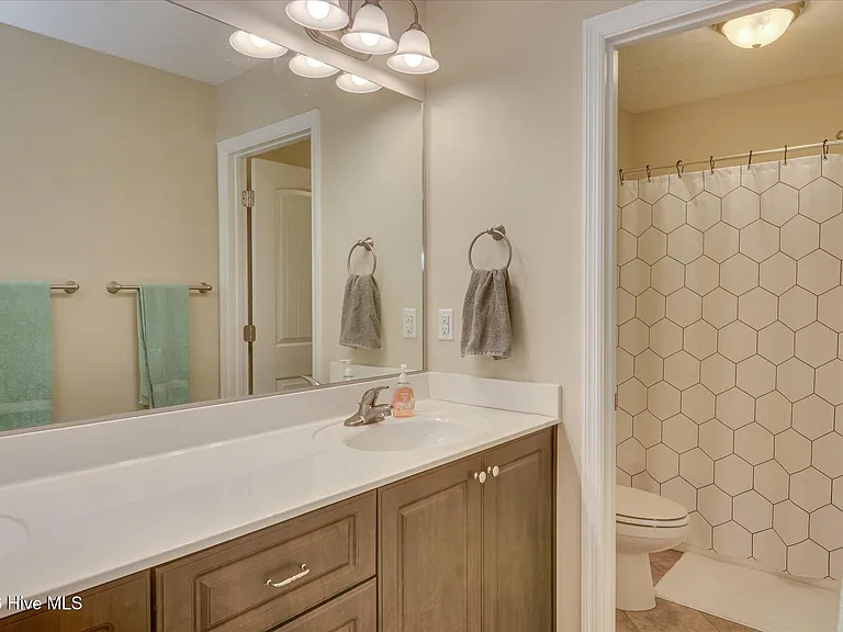 2507 Kari Ln — Photo 21