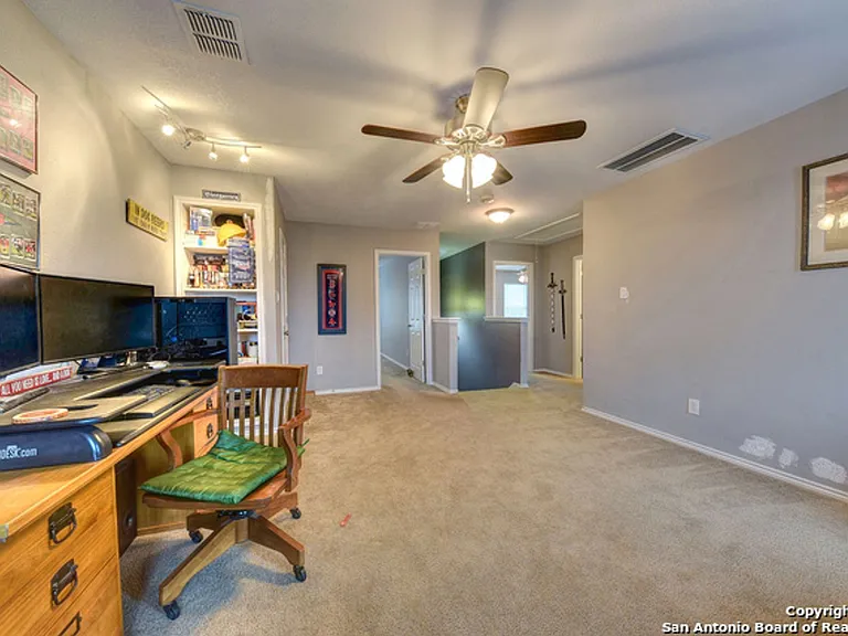 157 Carmel Dr — Photo 13