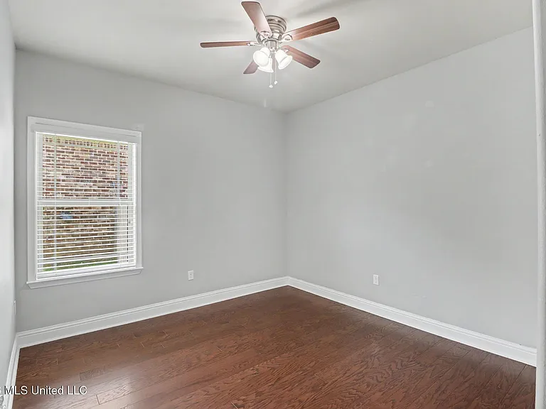 789 Bay Breeze Dr — Photo 13