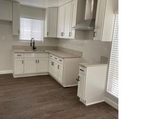 1181 W 38th St #2, Los Angeles, CA 90037