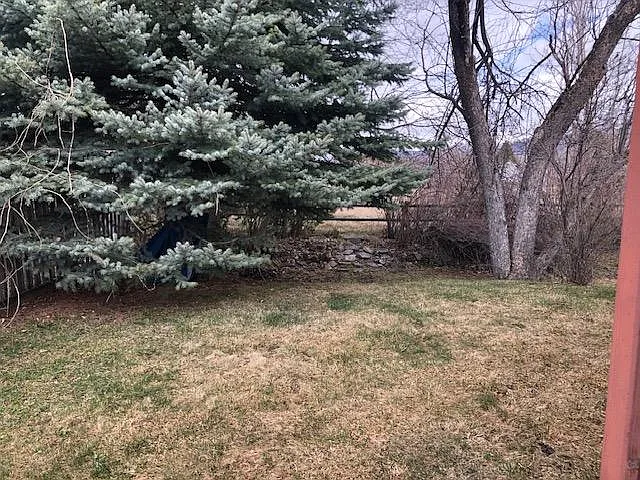 4 bed, 2748 sqft, $2,200 — Photo 3