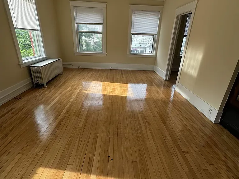 217 W Michigan Ave #1 — Photo 3