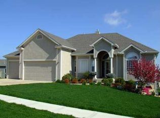 764 SW Derby Dr, Lees Summit, MO 64081