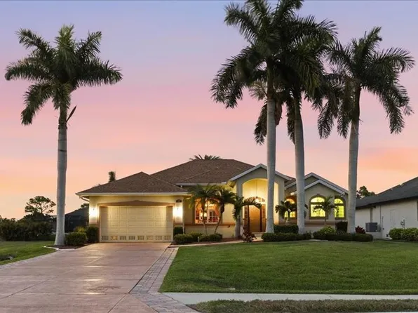 185 Rotonda Blvd E, Rotonda West, FL 33947