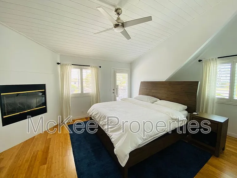 269 Palm Ave — Photo 16
