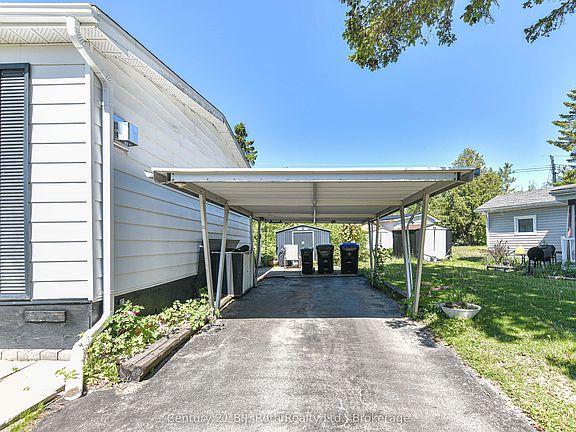 5th image of 14 Muir Dr