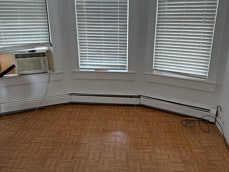 54 Winthrop St #1 — Photo 7