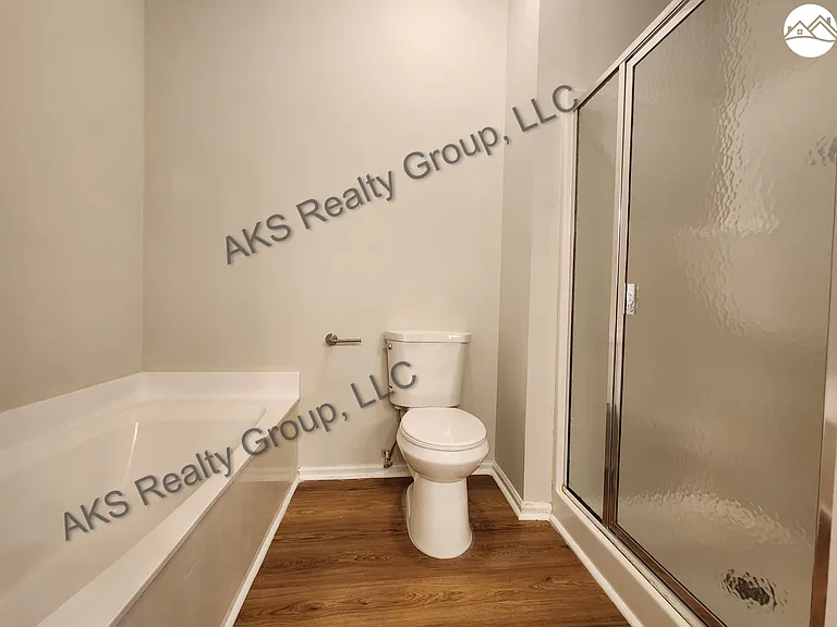 2269 Ridgemont Dr — Photo 10