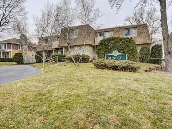 720 W Walworth St #4, Elkhorn, WI 53121