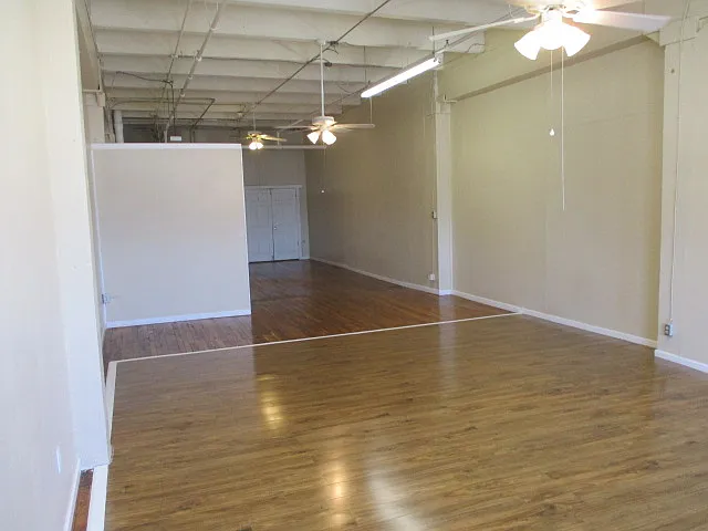1403 Central Pkwy — Photo 3