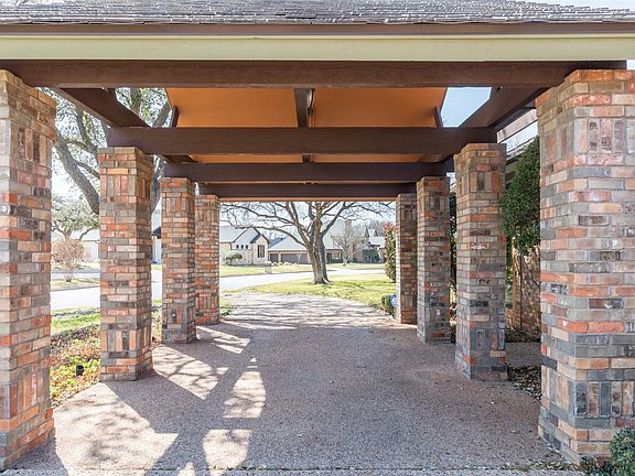4th image of 50 Riviera Cir