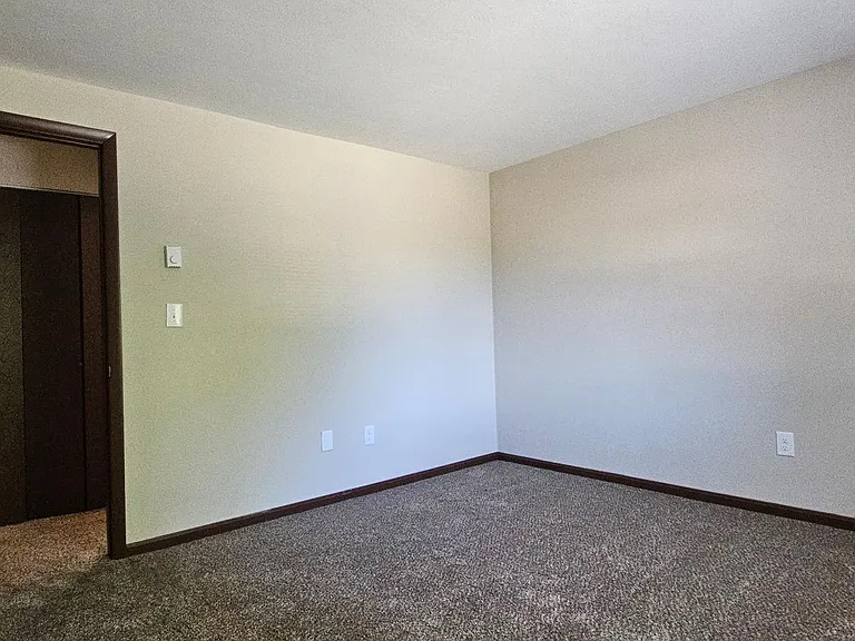 90 Wood Drive — Photo 12
