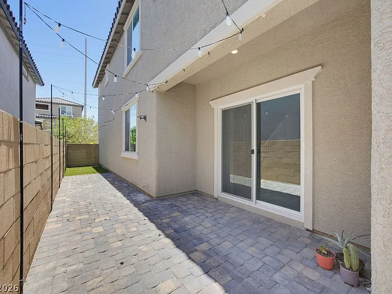 10661 Sariah Skye Ave — Photo 45