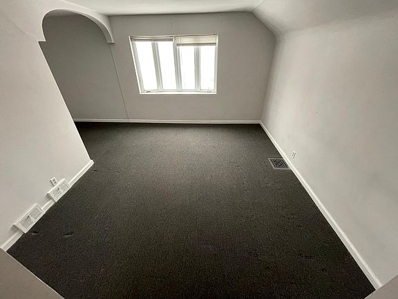 3rd image of 183 West Ave #2
