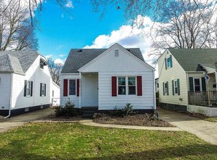 2020 N 20th St, Springfield, IL 62702