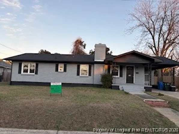 126 Starhill Ave, Fayetteville, NC 28303