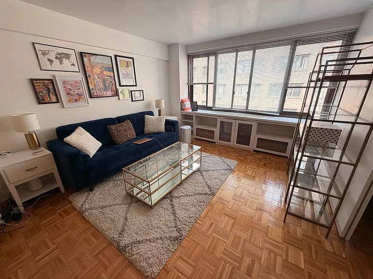 425 E 63rd St #E10K — Photo 2
