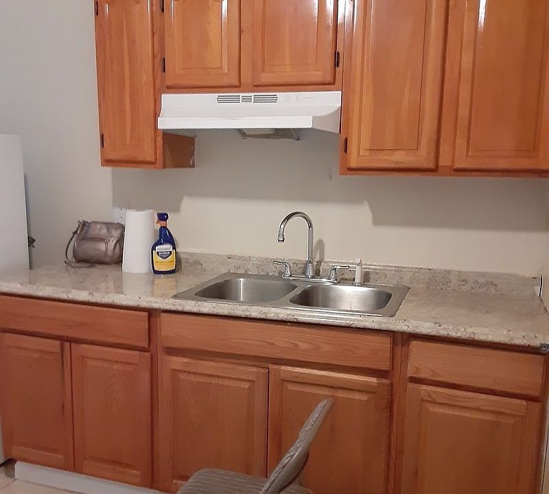 1st image of 427 Sterling St