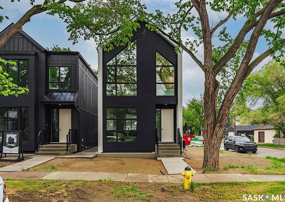 1st image of 1139 13th Street E