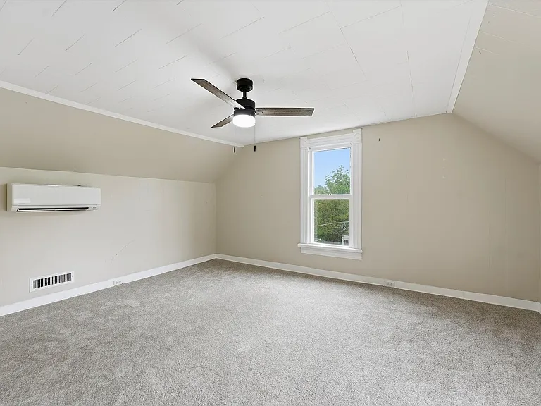 303 Blount St — Photo 12
