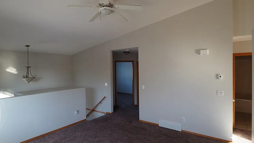 3 Bedroom House Located in Riverside Meadows! — Photo 3