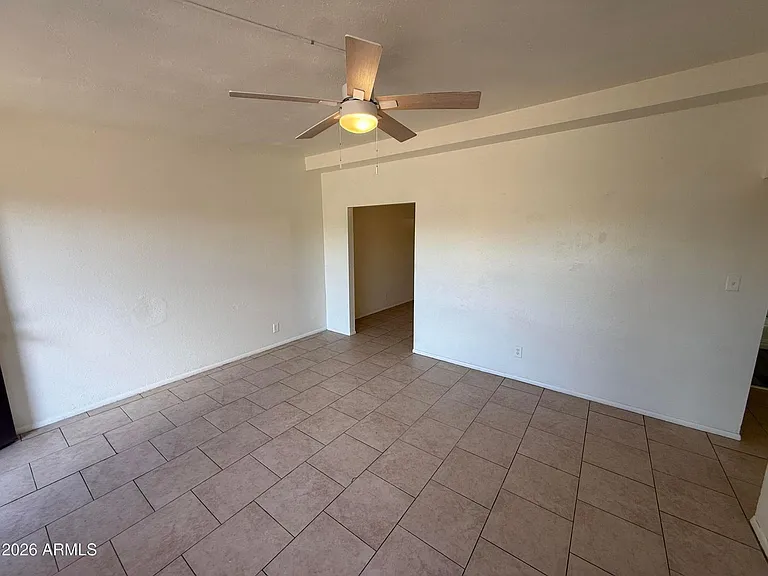 3839 W Hazelwood St — Photo 12