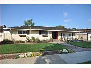 1st image of 2481 Schubert Ave