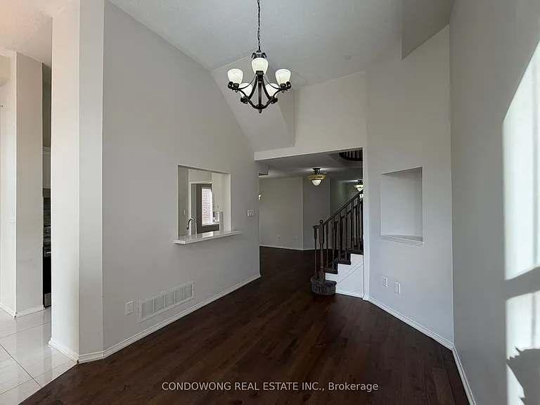 78 Bridlepath St — Photo 17