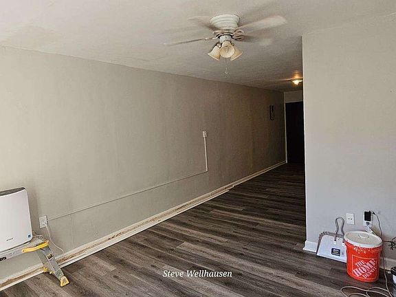 5th image of 4932 S Packard Ave #3