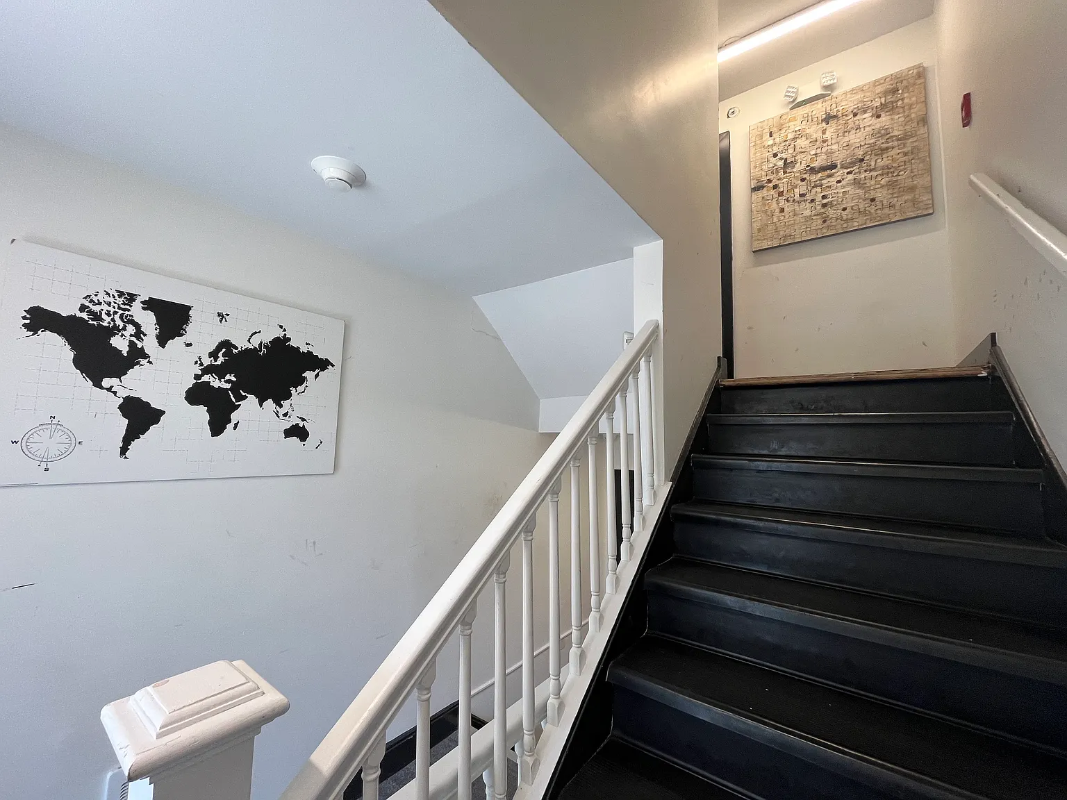 1 bed, 700 sqft, $2,350 — Photo 2