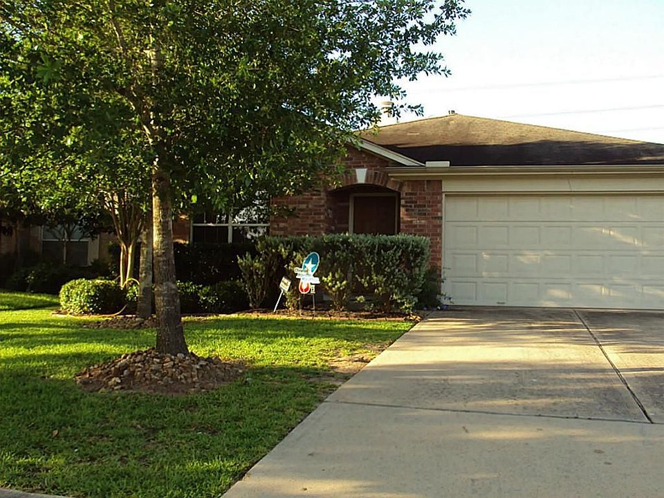 1st image of 17407 Thicket Hollow Ln