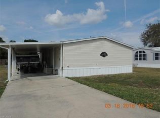 921 Yacht Club Way, Moore Haven, FL 33471