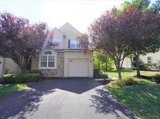 21 Arbor Cir, Colmar, PA 18915