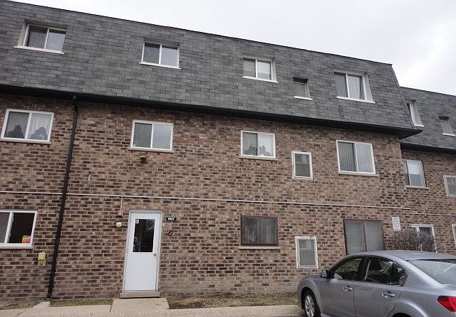 1st image of 9407 Bay Colony Dr APT 1E