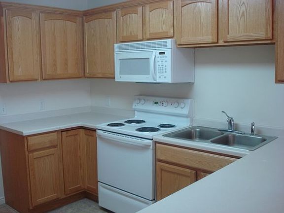 2nd image of 9323 Jordan Villa Dr