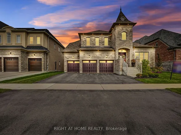 28 Coppermine Ct, King, ON L7B 0A5