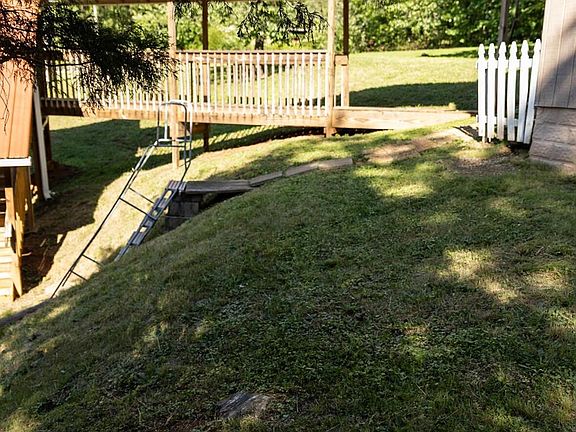 3rd image of 3780 Cook Rd
