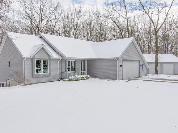 4th image of 8110 Pigeon Creek Dr