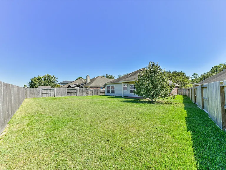 13719 Rolling River Ln — Photo 30
