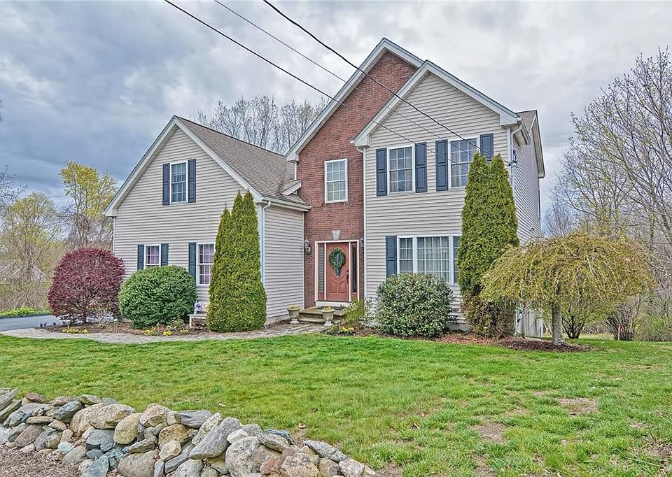 48 Angell Rd, Cumberland, RI 02864 Zillow