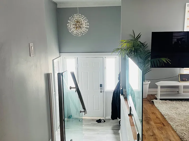 431 Niagara Blvd — Photo 8