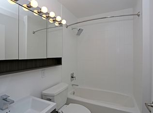 410 W 53rd St APT 416, New York, NY 10019