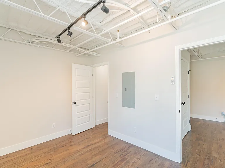 614 E Main St #205 — Photo 8