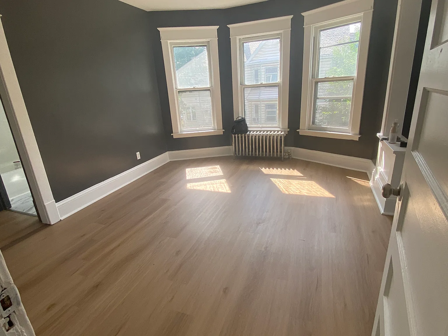 3 bed, $1,750 — Photo 1