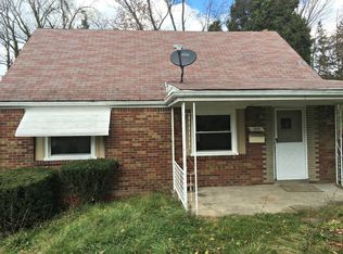 1337 Universal Rd, Pittsburgh, PA 15235
